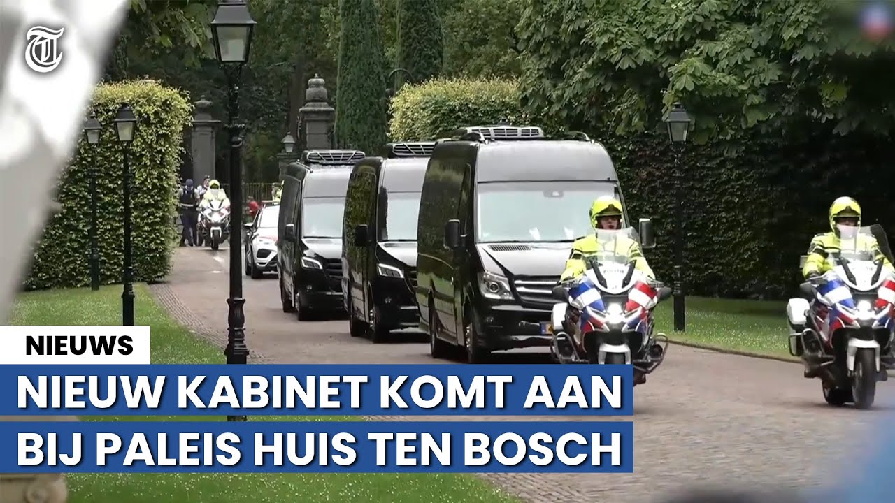 Zien: nieuw kabinet aangekomen bij de koning