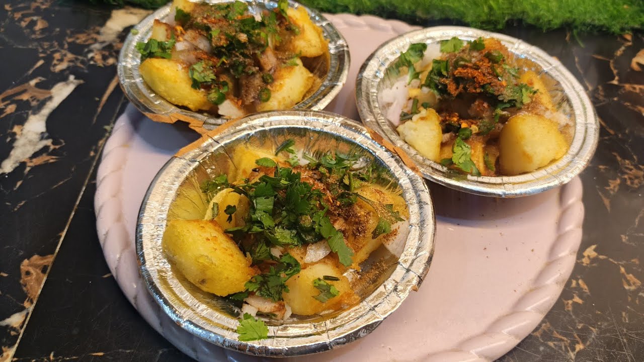 Aalu ki bohat hi mazedaar aur new thele wale bhaiya jaisi recipe 😋 | potato unique recipe|