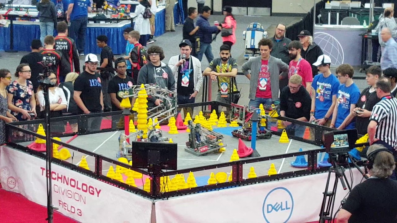 VEX In The Zone World Championship Technology Division Q183 6403A 8373H vs 1235C 97301C