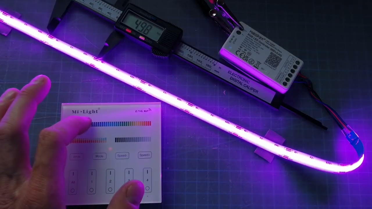 Taśma COB RGB linia światła na sterowniku 037W
