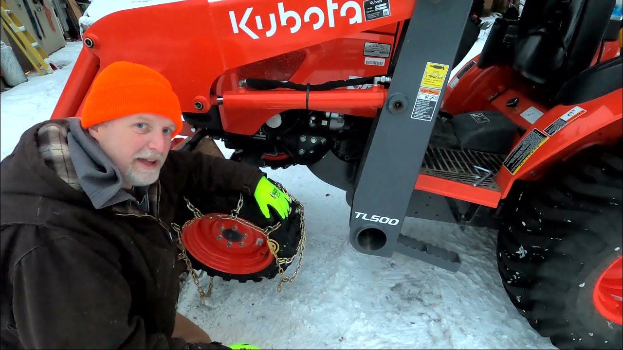 Kubota B26: Winter Ops!  Why I need chains to plow snow