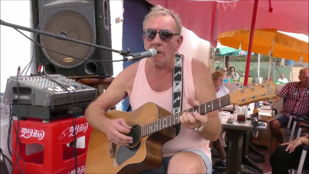 Playa de Tauro  Livemusik mit Bob Gorman
