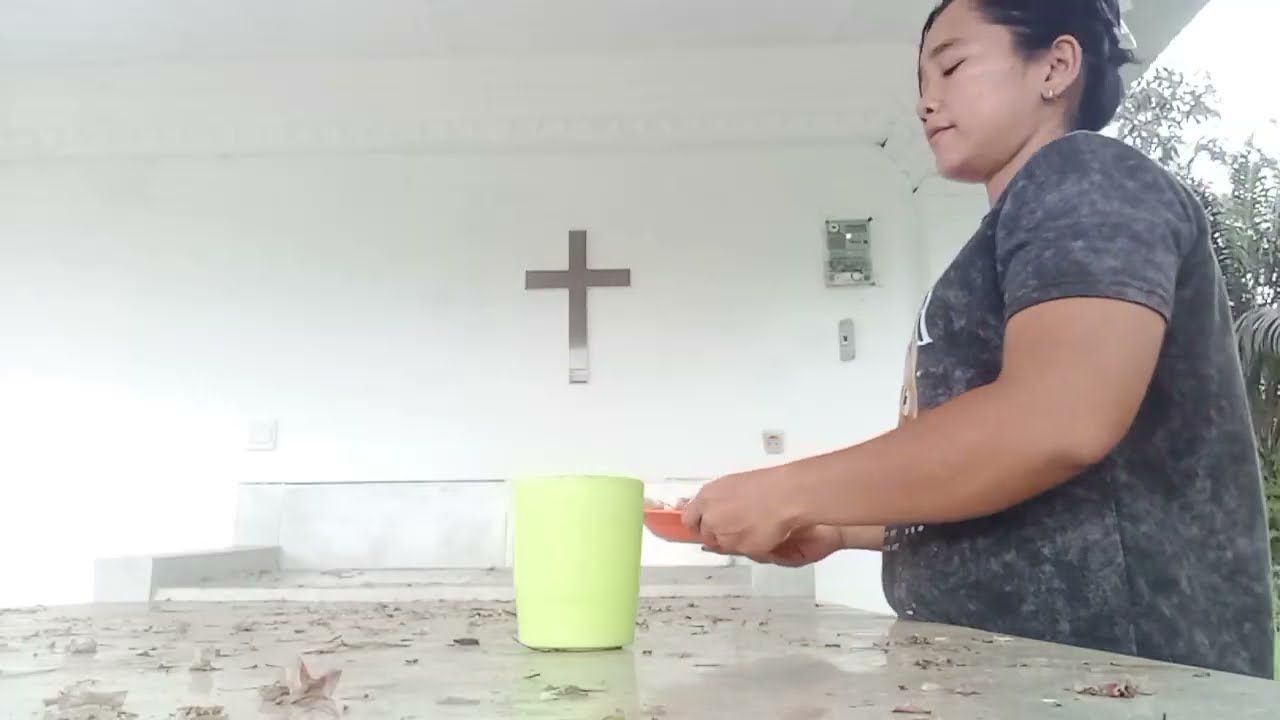 Tiba-tiba saya terbangun lari ke kuburan bolang biring