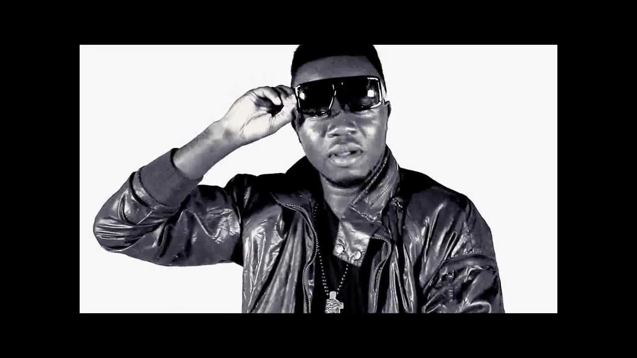 Mahnny Ft. Piesie - Ab3- Azonto (Official Video)