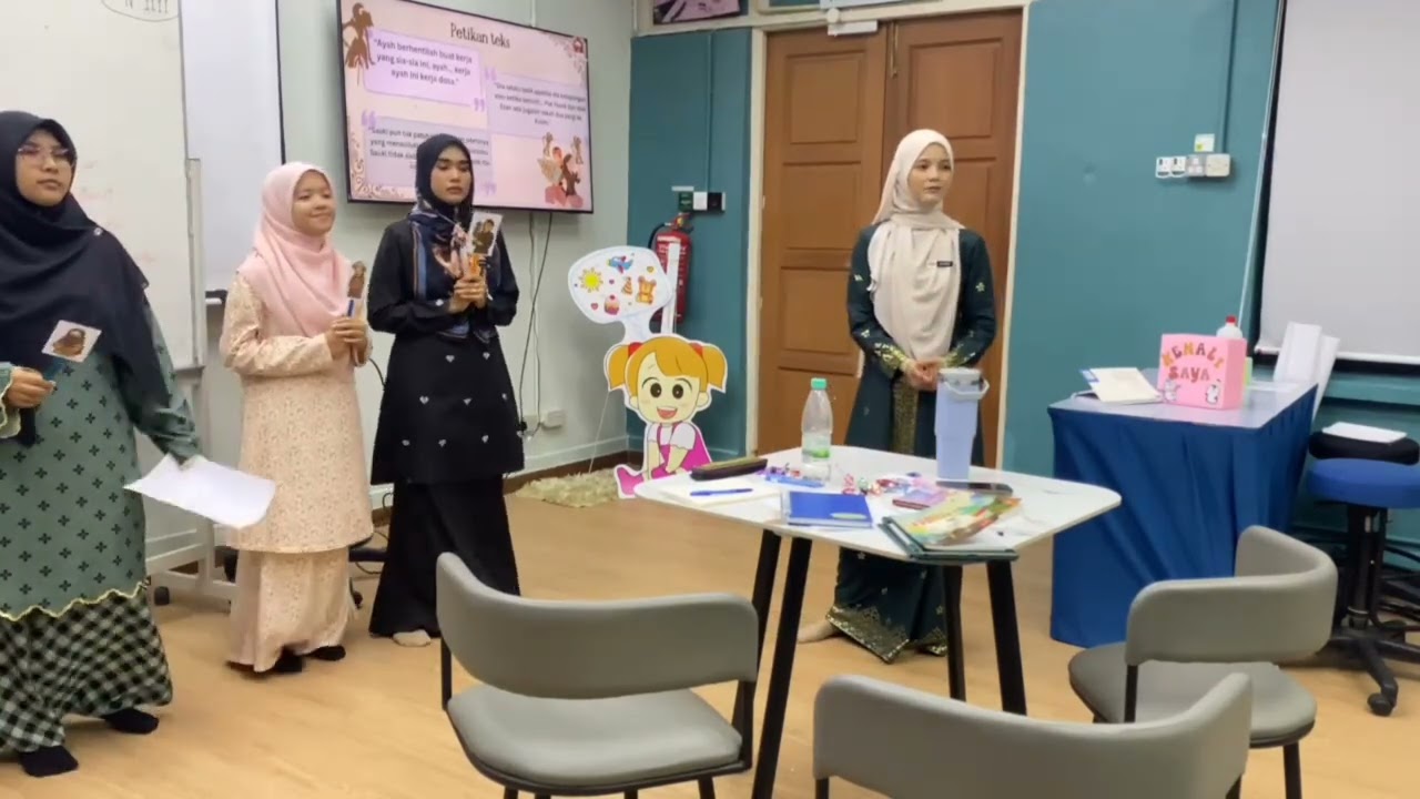 Pengajaran Mikro (Kemahiran Penggunaan Contoh dan Penjelasan melalui Ilustrasi)