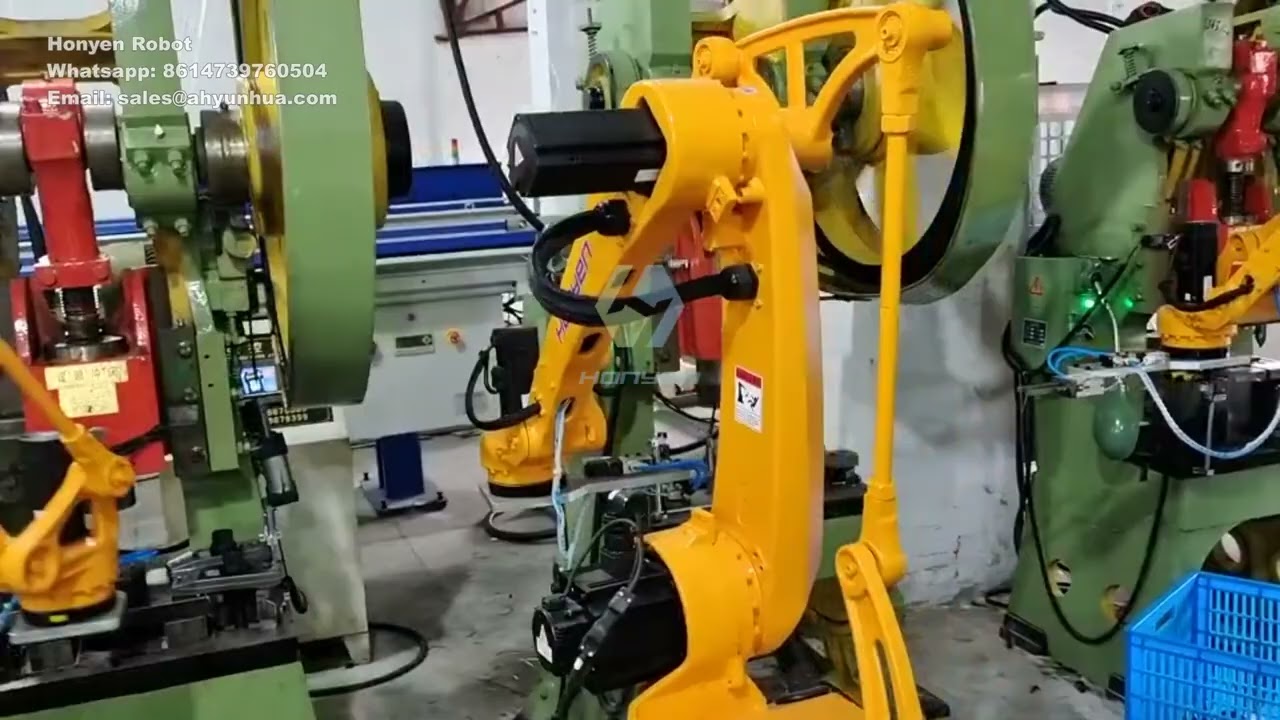 Auto parts robotic stamping production line