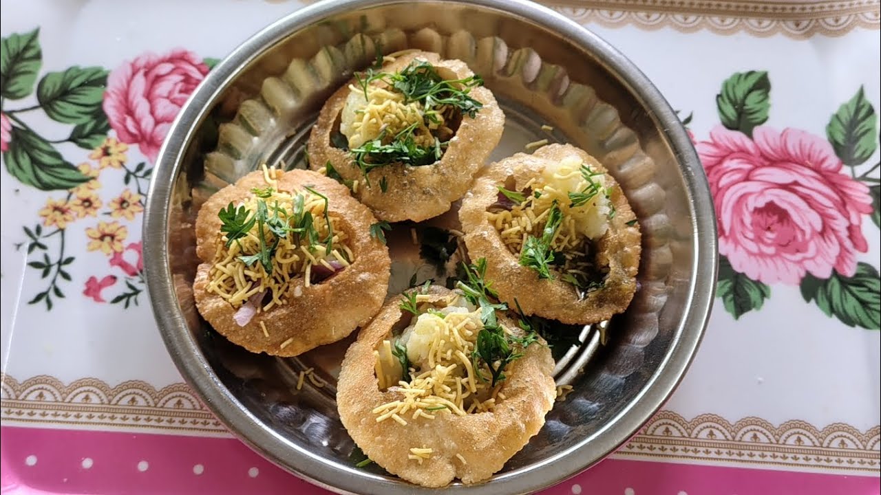 पाणीपुरी मनल की तोंडाला पाणी सुटते चला तर मग आपण बनऊ चटपटीत पाणीपुरी 