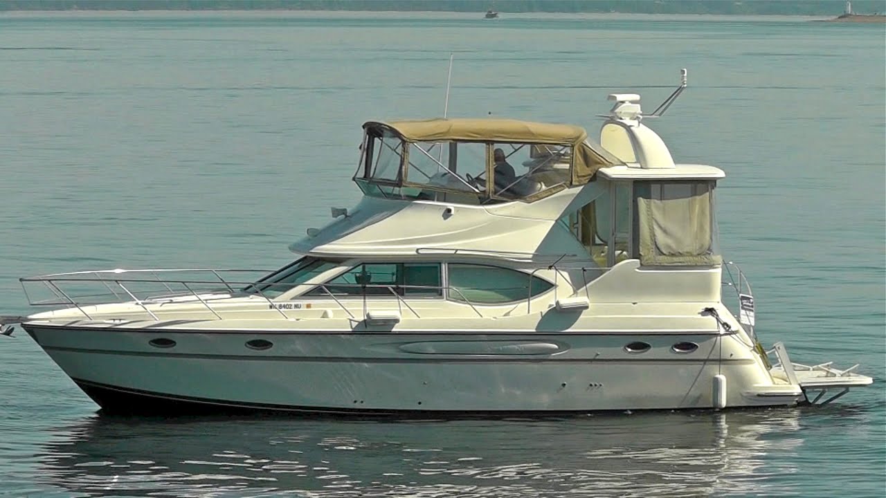 2000 Maxum 41 by NW Yachtnet (SOLD)