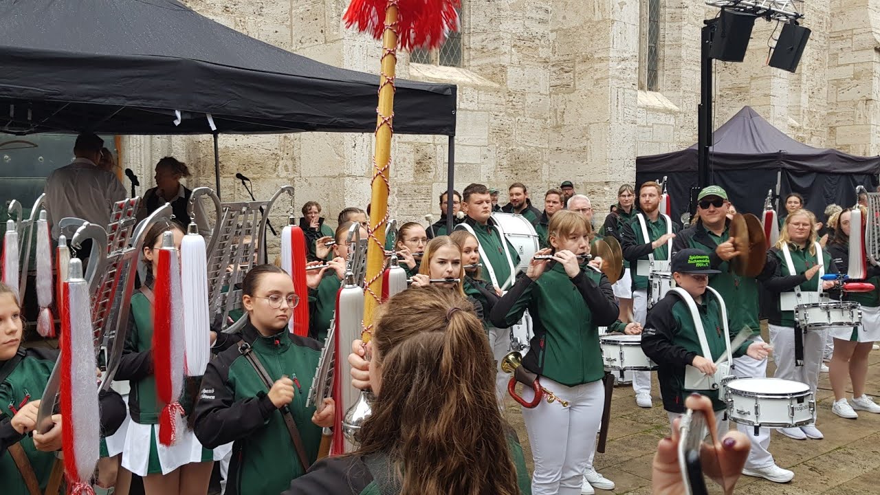 3.10.23 Platzkonzert der Spielmannszüge auf dem Kornmarkt zum Tag der Deutschen Einheit in MHL!