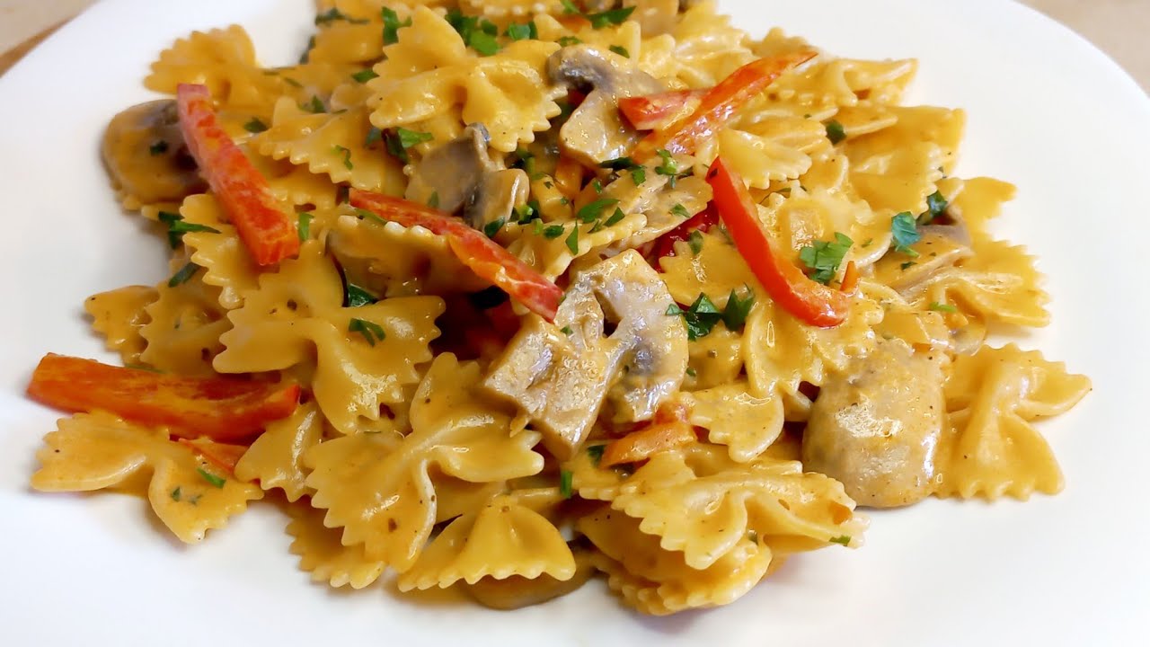 Perfetta ricetta di Pasta Cremosa, peperoni e funghi, molto gustosa
