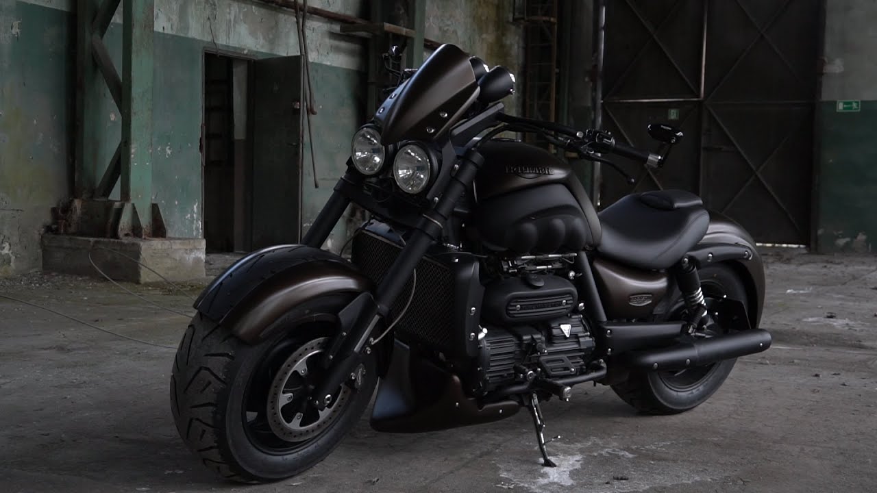 Triumph Rocket III Custom - Mamut by Majster