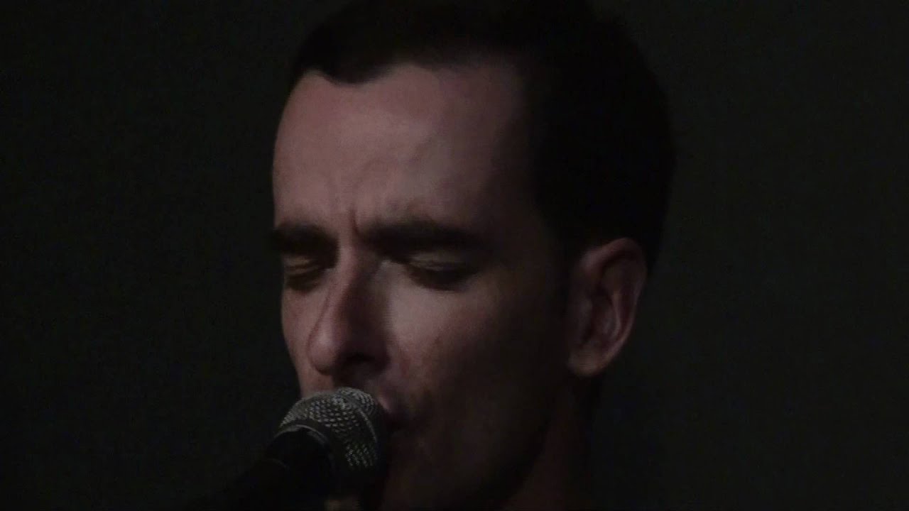 Bradley  Walker with Alecia Nugent & Carl Jackson  I Never Go Around Mirrors