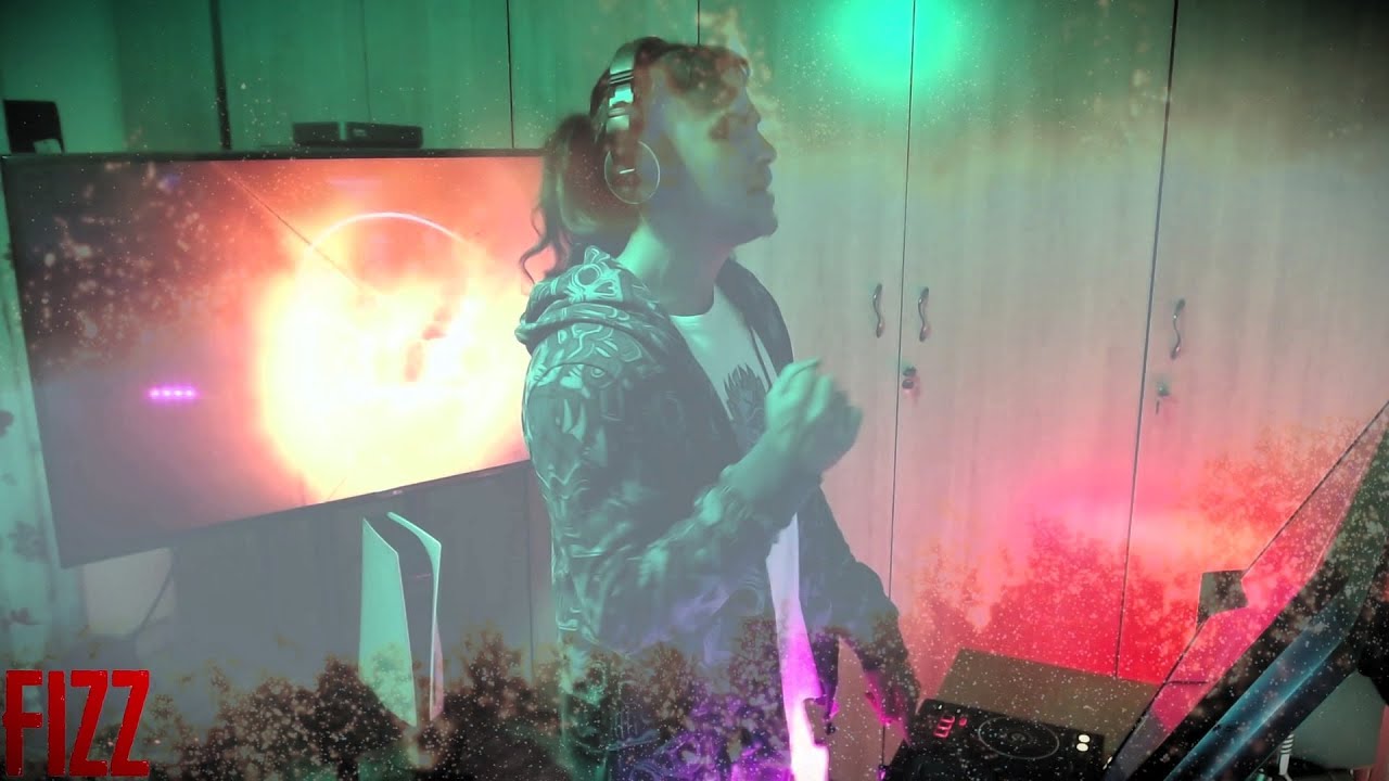 One Last Dance Before the Lights Come On (Happy Hardcore / 180–200 BPM)