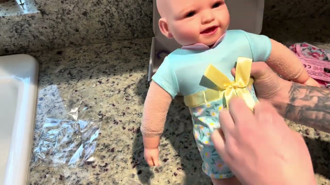 17-Piece Doll Clothing Set Review | Perfect Gift Idea