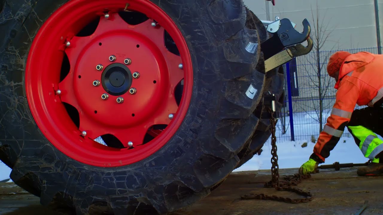 KIOTI HX sērijas traktoru piegāde uz Ogri – jaudīgs sākums! 🚜