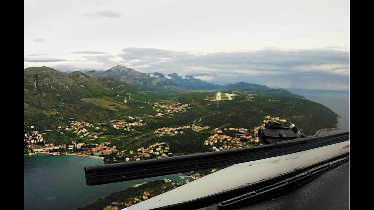 Cool Approach into Dubrovnik - 737 Cockpit View!