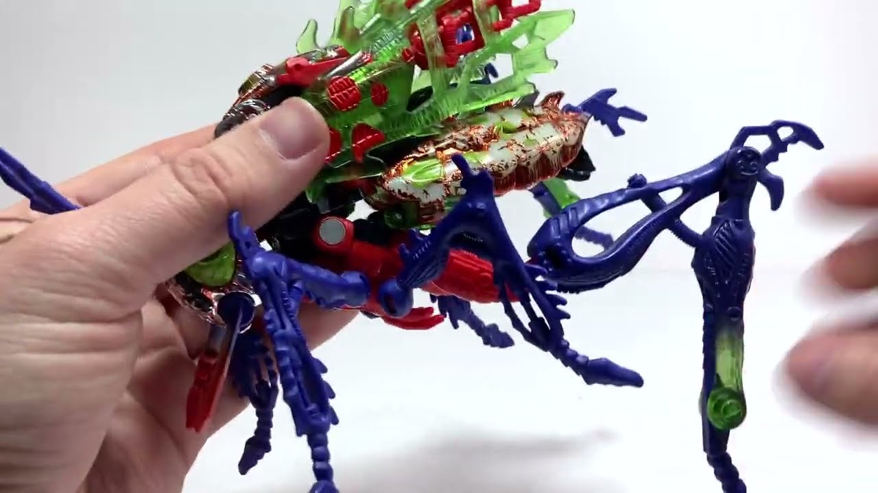Transformers: Beast Wars Transmetal 2 SCOURGE Review