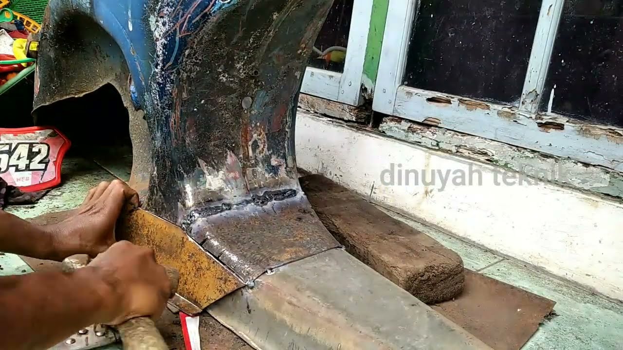 restorasi vespa super || membuat body tengah