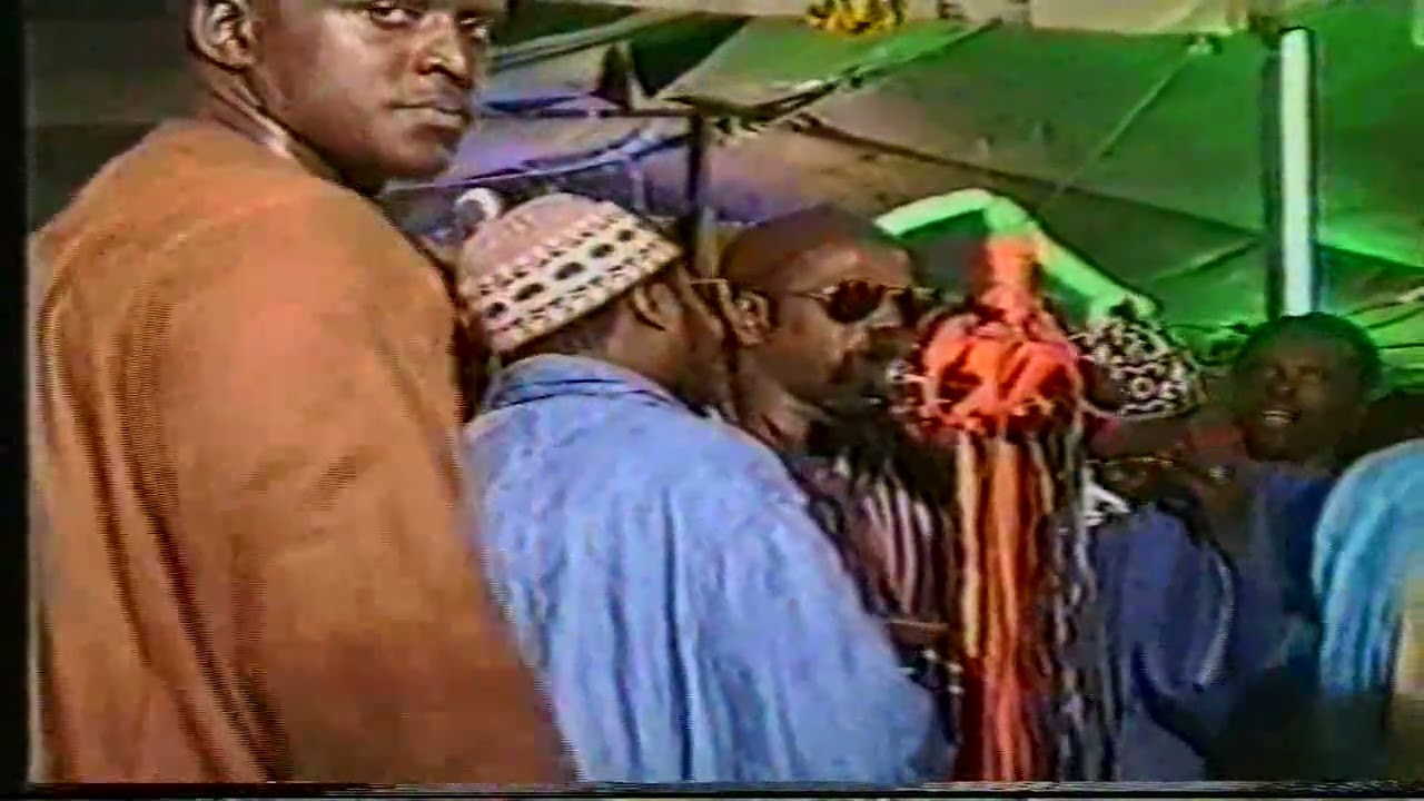 1 èrè partis  Serigne Fallou Ndiaye Guye Massalick 1994 par TDF 77 634 95 41