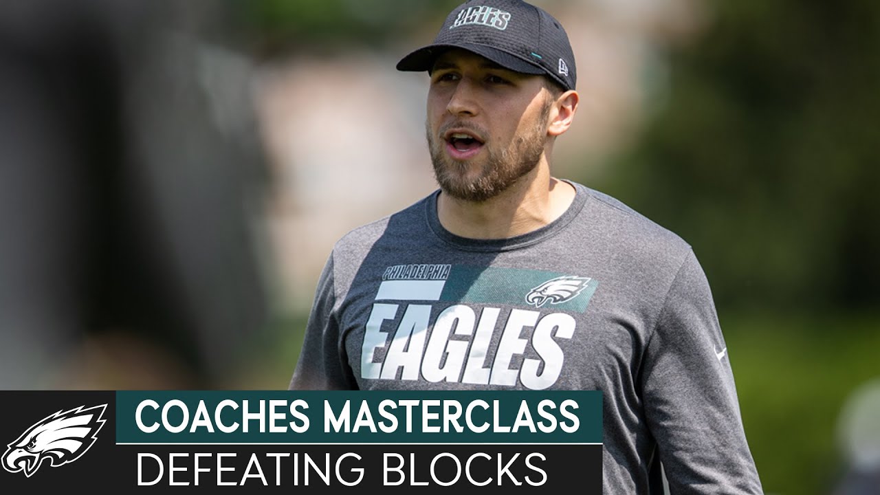 Nick Rallis Dives into the Art of Defeating Blocks | Eagles Coaches Masterclass