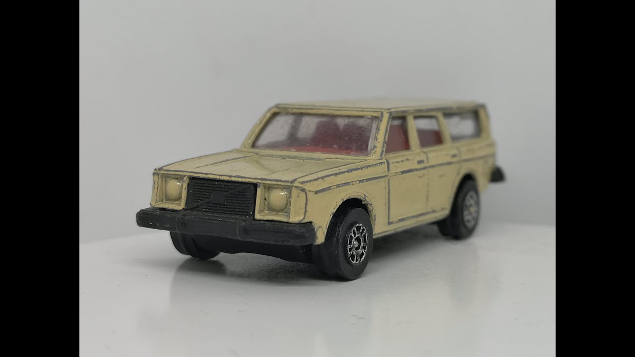 Volvo 245 DL Candy Custom