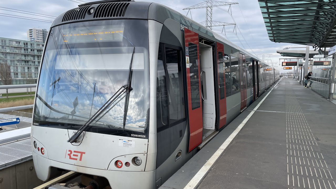 RET Rotterdam Metrolijn B Nesselande - Capelsebrug