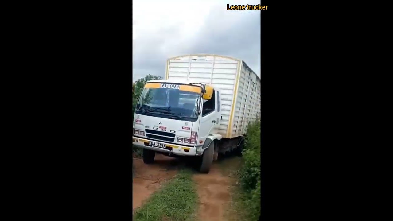 Mitsubishi FN 627 10 gear speed Manual In Muddy Roads vs Hill road #fyp #trucking #mistubishi