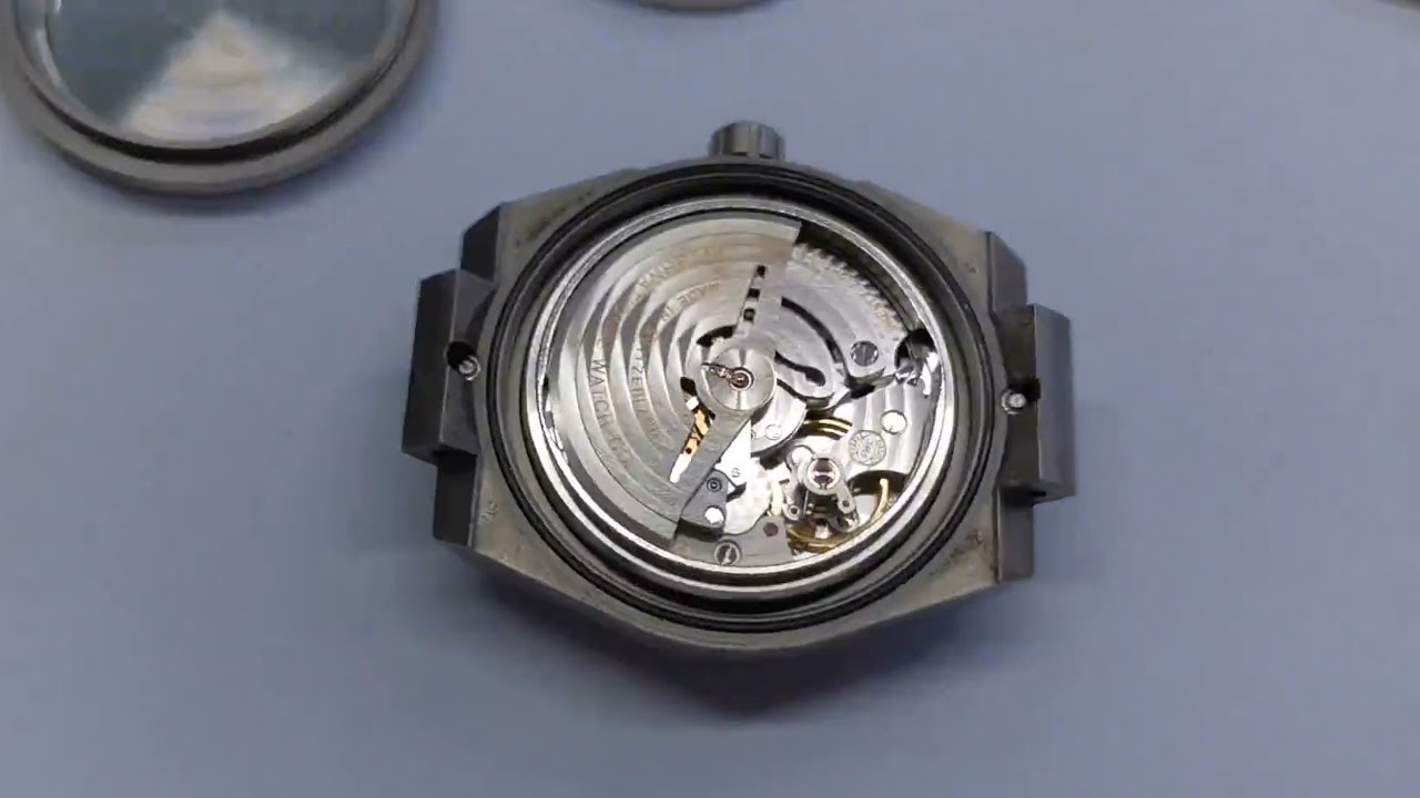 IWC Ingenieur watch maintenance, appreciation of the woodpecker structure of Cal.80110 movement