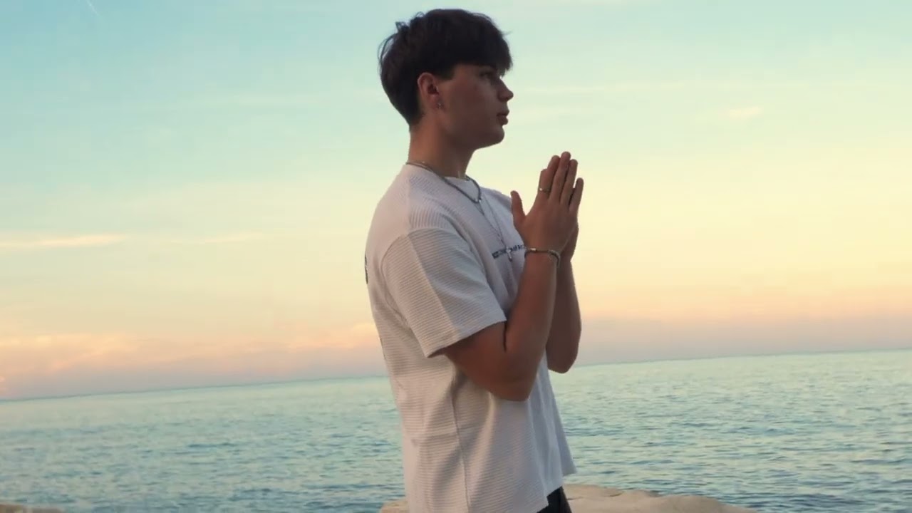 Adaam - Mañana (Official Visual Video)
