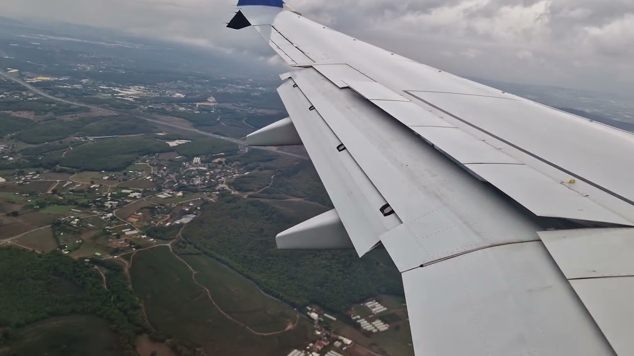 Istanbul - Landing at Sabiha Gökcen airport with AJet 737 Max