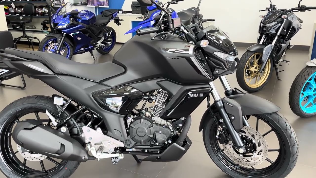 NOVA FZ15 PRETA 2026