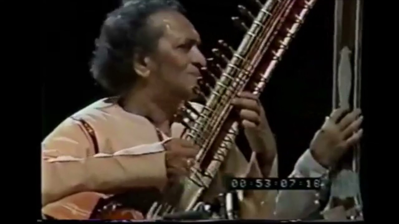 Ustad Ali Akbar Khan & Pandit Ravi Shankar || Puriya Kalyan || Ustad Alla Rakha || 1984 Performance