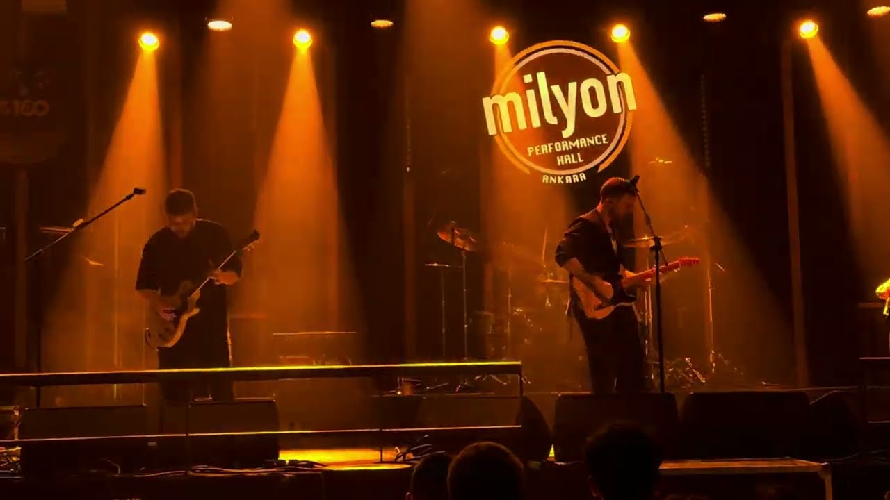 Adamlar - Ah Be Güzelim @ Ankara Milyon 06.12.24