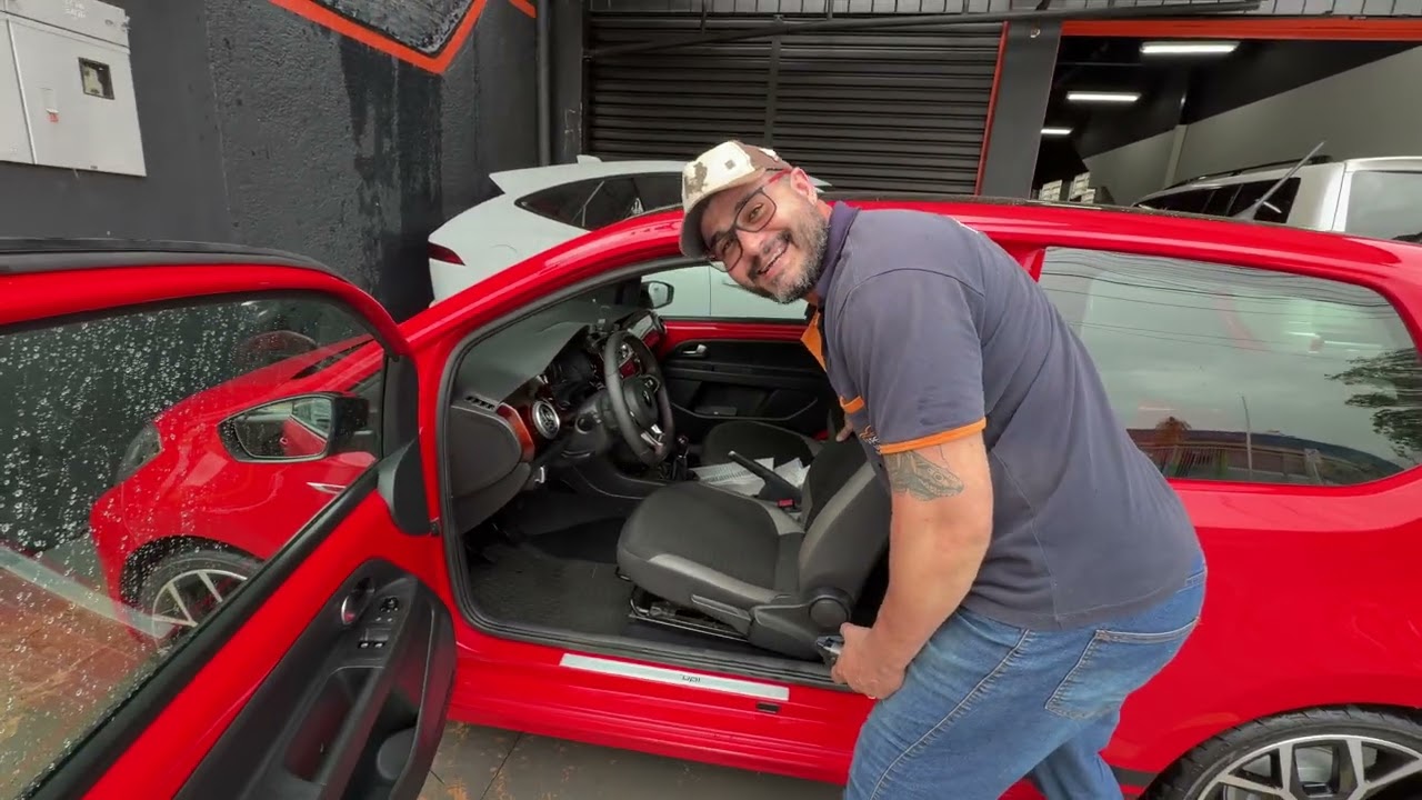 UP GTI VAI RECEBER INTERIOR ÚNICO