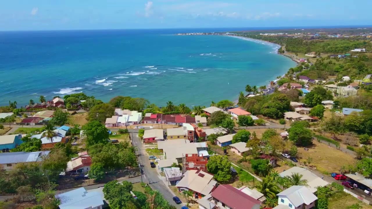 Rustic & Cozy Townhouse for Sale Tobago Lambeau |  CDS Real Estate #RealEstateTobago @CDSRealEstate