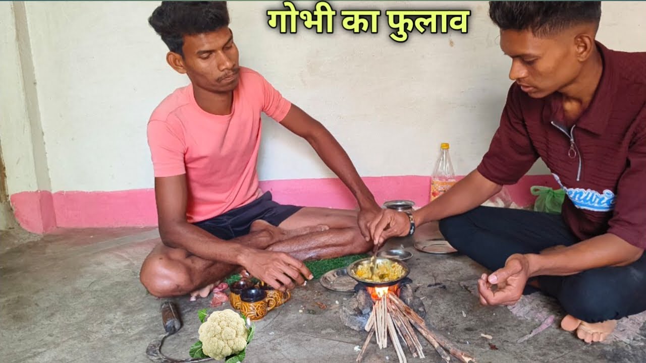 Mini gobi pulao miniature cooking.