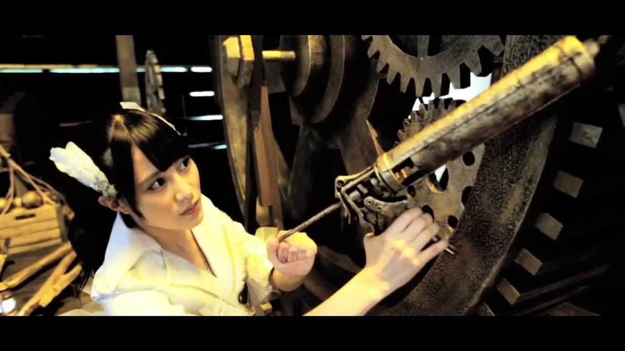 2013/11/20 on sale 13th.Single 石榴の実は憂鬱が何粒詰まっている？ MV（special edit ver.）