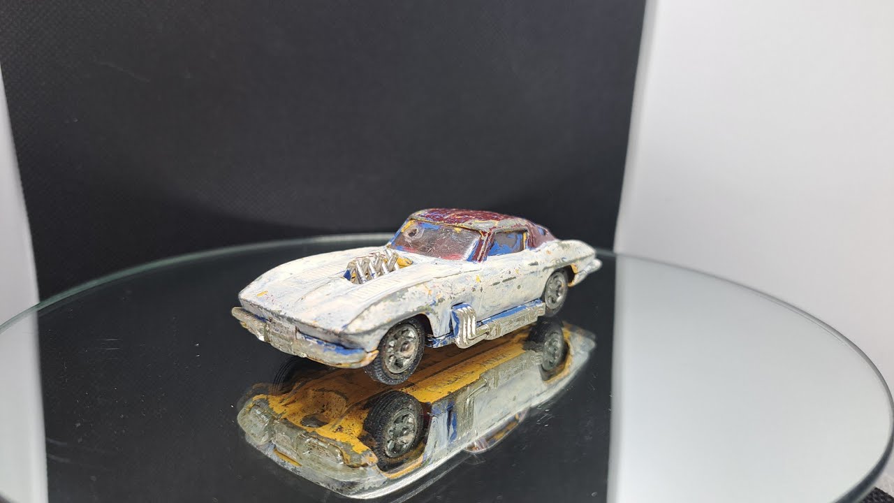 Diecast Restoration Corgi Toys Corvette stingray (lazy bones )  No/337. 1967/69