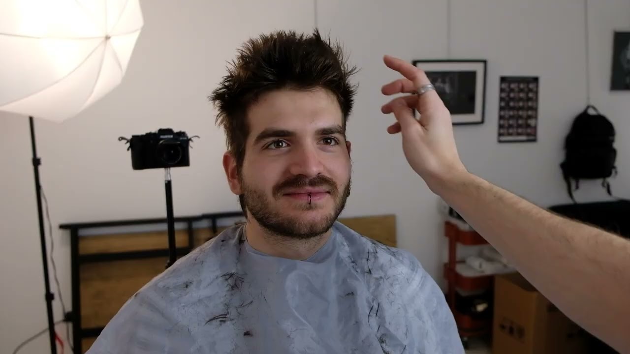 Taglio i capelli a Glauco