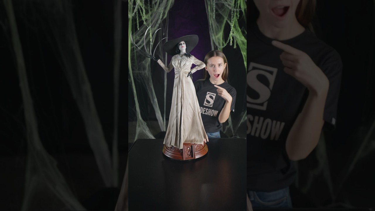 HUGE Lady Dimitrescu Resident Evil Unboxing 😍