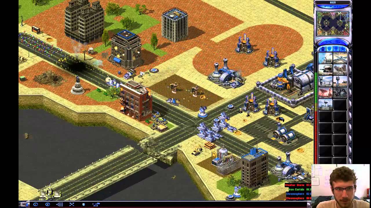 Red Alert 2: 5 Brutal Enemies vs. 1 [XXxPrePxX] on map: Streets of Gold