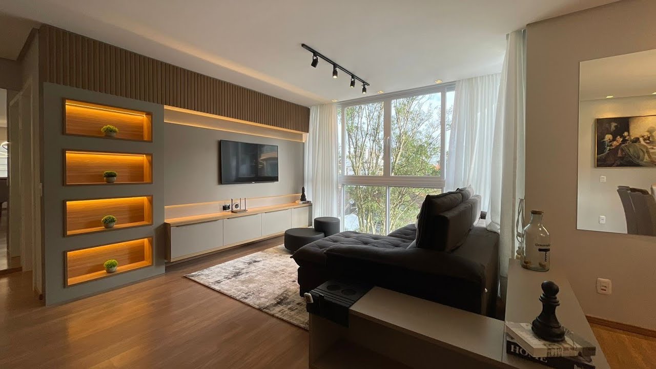 APARTAMENTO APAIXONANTE TODO MOBILIADO A APENAS 350M DA RUA COBERTA EM GRAMADO.