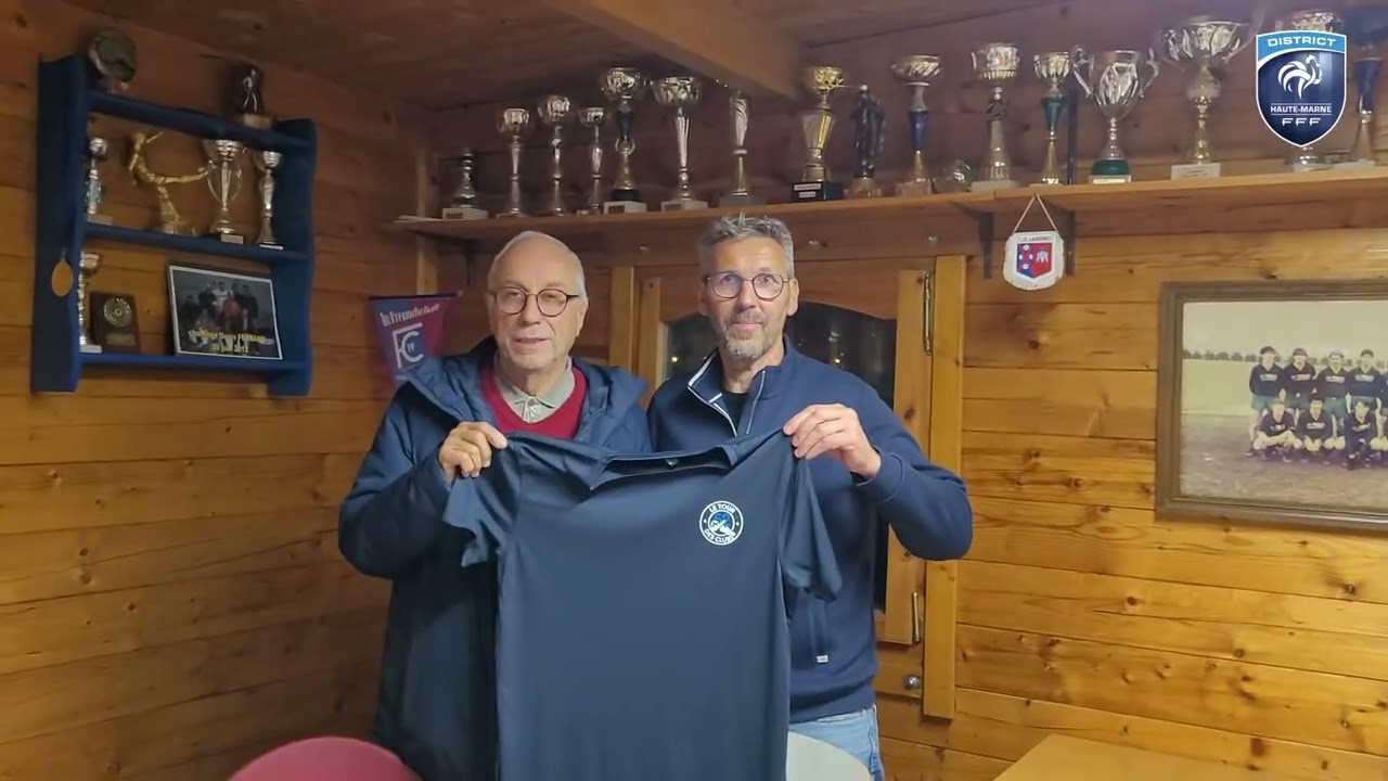 𝗧𝗼𝘂𝗿 𝗱𝗲𝘀 𝗰𝗹𝘂𝗯𝘀 – 𝗘́𝘁𝗮𝗽𝗲 𝗮𝘂 𝗖𝗢 𝗟𝗮𝗻𝗴𝗿𝗲𝘀 !