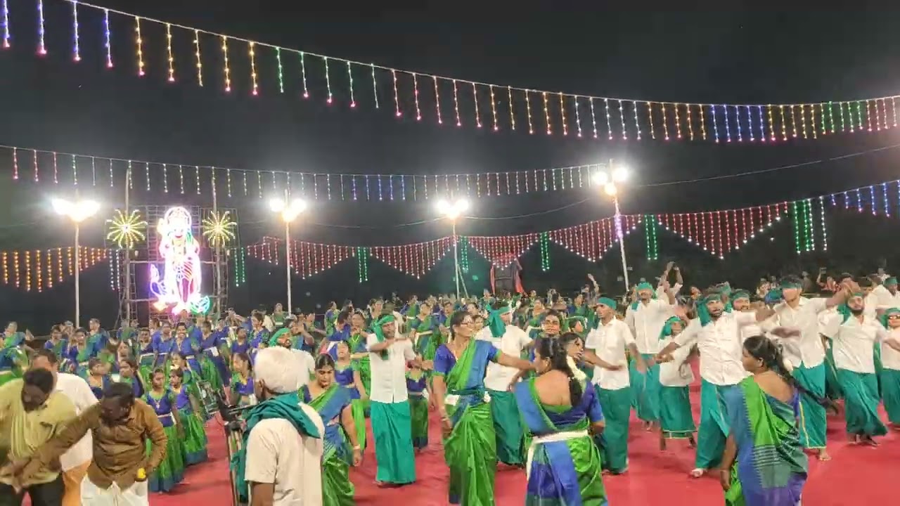பவளக்கொடி கும்மியாட்டக் குழுவினரின் 150 ஆவது அரங்கேற்றம்