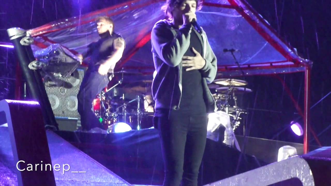 ONE DIRECTION - BETTER THAN WORDS (FRONT ROW) - Bern, Switzerland 4.7.14