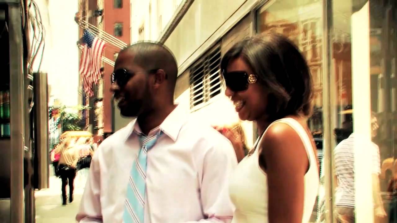 NYC Movie "Engagement Love Scupture" John Bayley Photography | New York Wedding Photographer