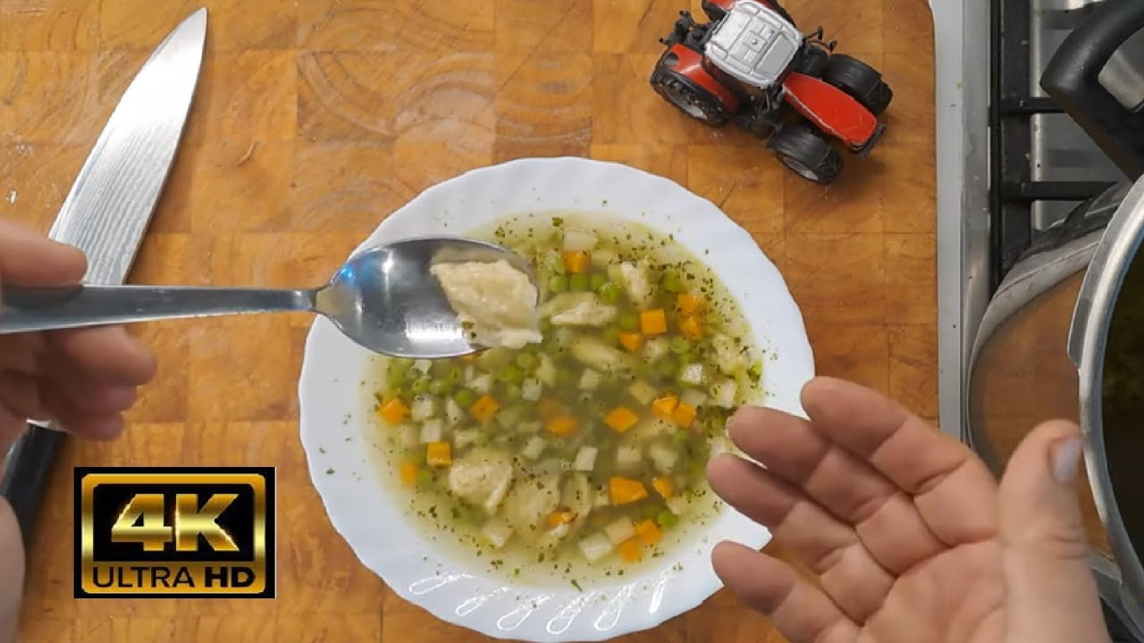 Extra fűszeres tavaszi zöldborsó leves, currys vajasgaluskával! Kuktában, de sima fazékban is lehet!