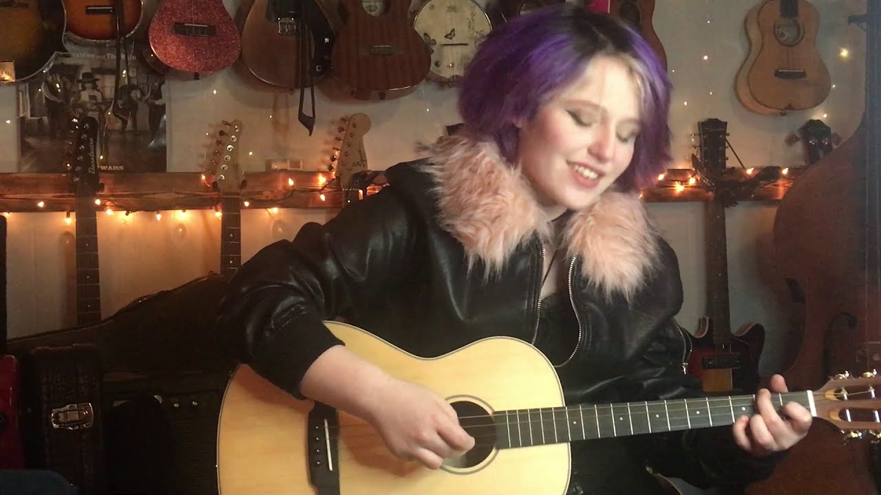 EmiSunshine - Hallelujah  - (Leonard Cohen,songwriter)