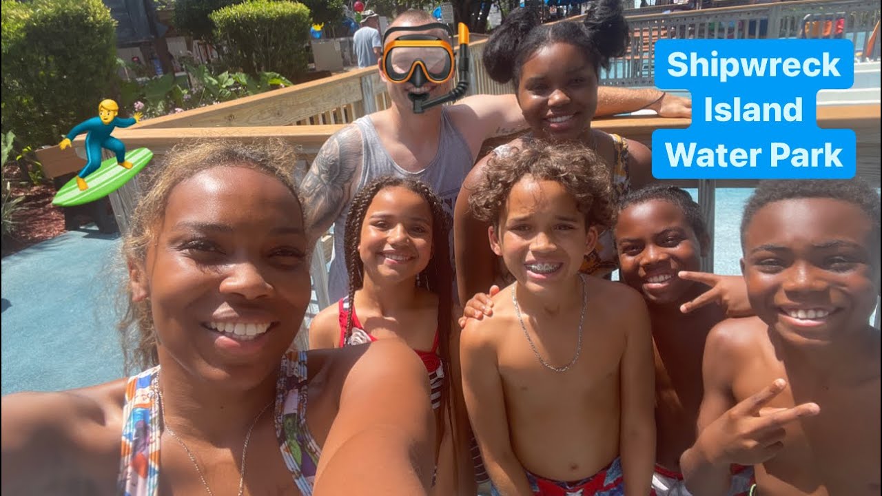 Water Park Fun | 💦 Shipwreck Island Review | Summer Vacation
