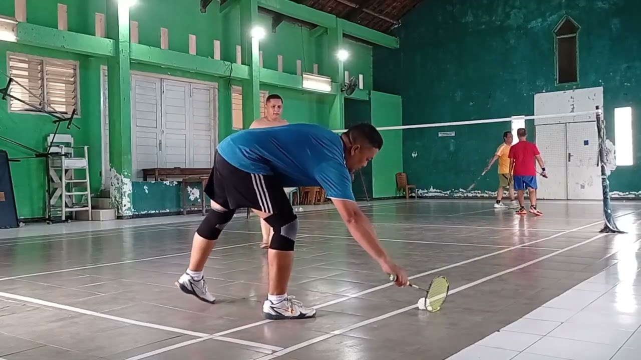 Terlalu keselatan hingga sulit diutarakan, tinggal namplek ae .....#badminton #badmintolovers